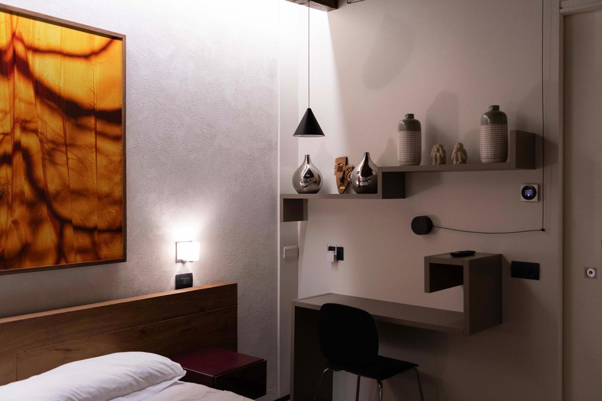 San Gottardo 19 Hotel Милано Екстериор снимка